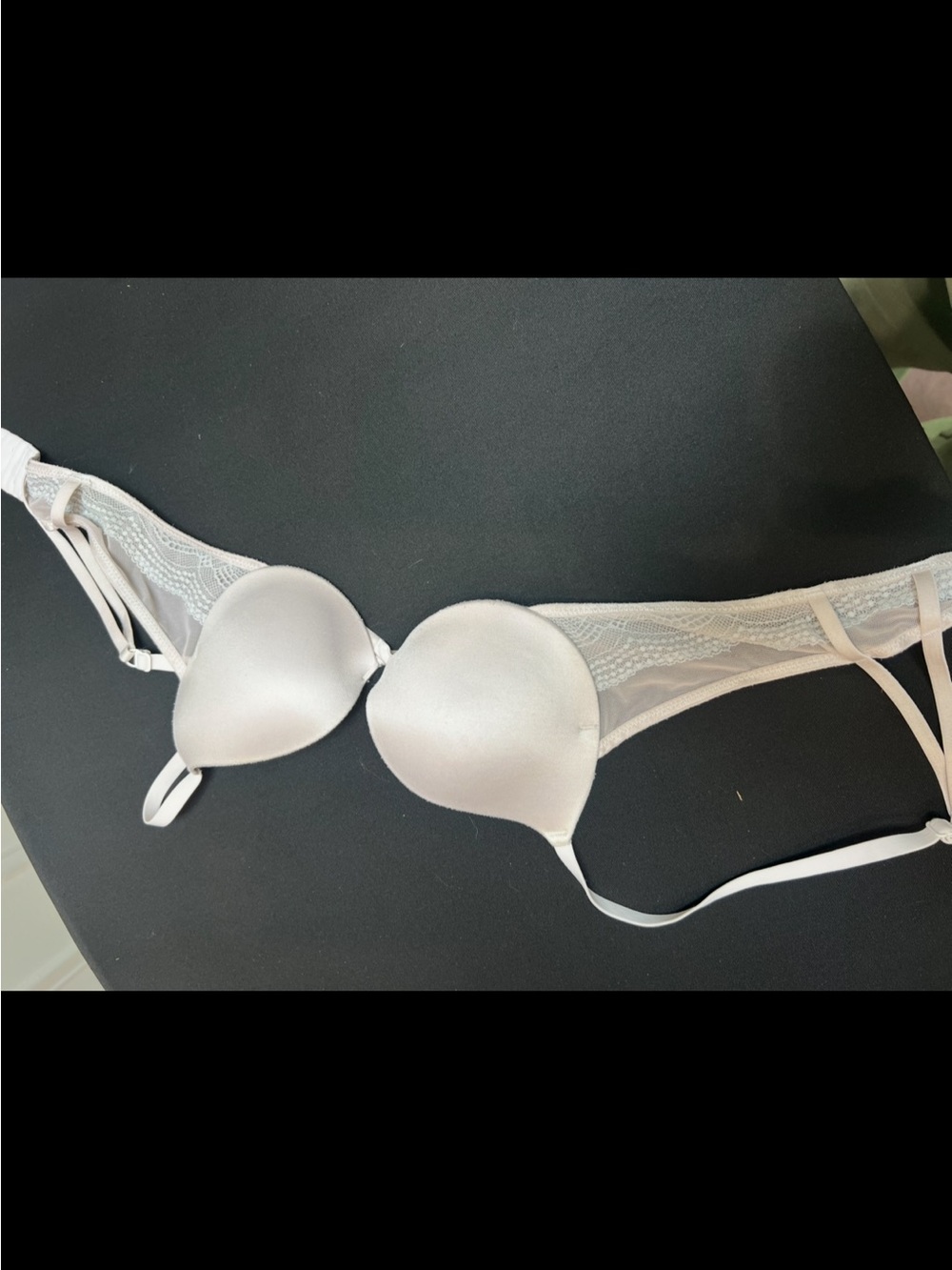 Maidenform White Lace Push-Up Bra